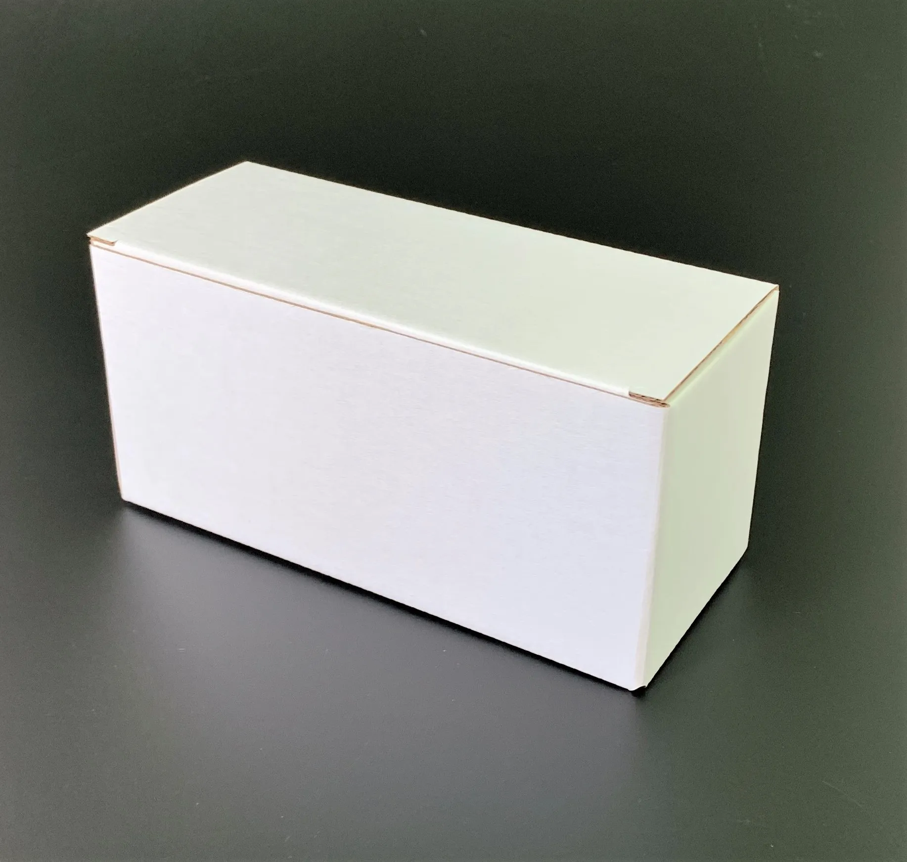 Коробка самосборная 170х70х80мм белая